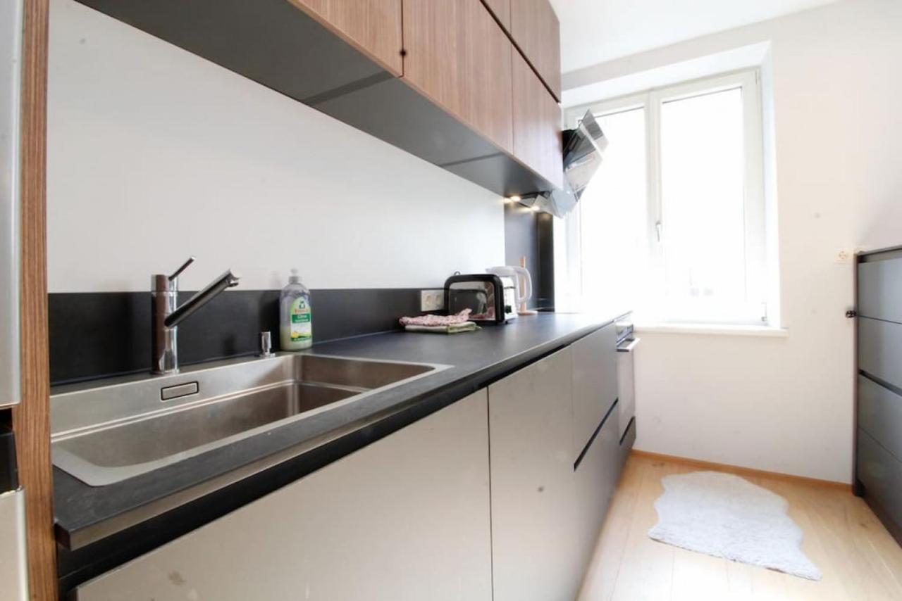 Engerth Moderne Mit Ruhiger Lage Und Balkon Appartement